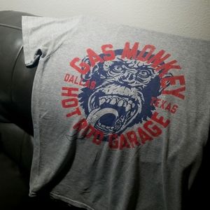 Gas monkey  garage size s tshirt